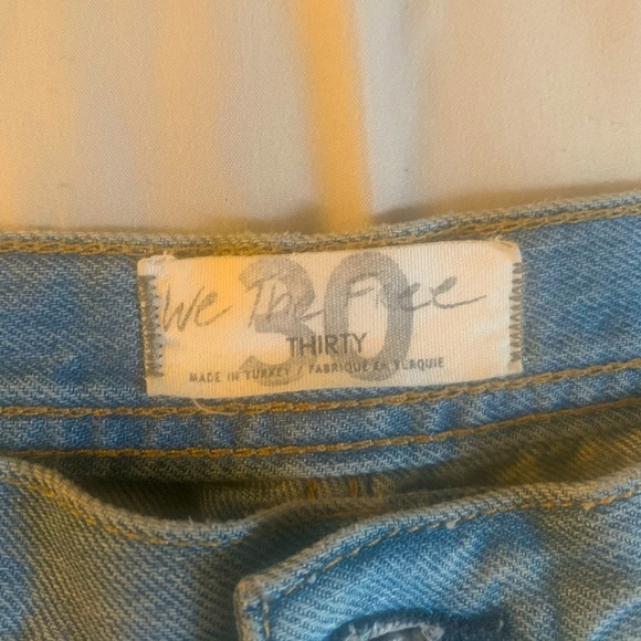 Free People Midrise distressed Mom jeans - Picture 3 of 5